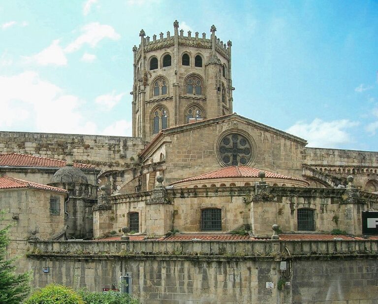 Ourense Cathedral: A Romanesque Cathedral in Spain