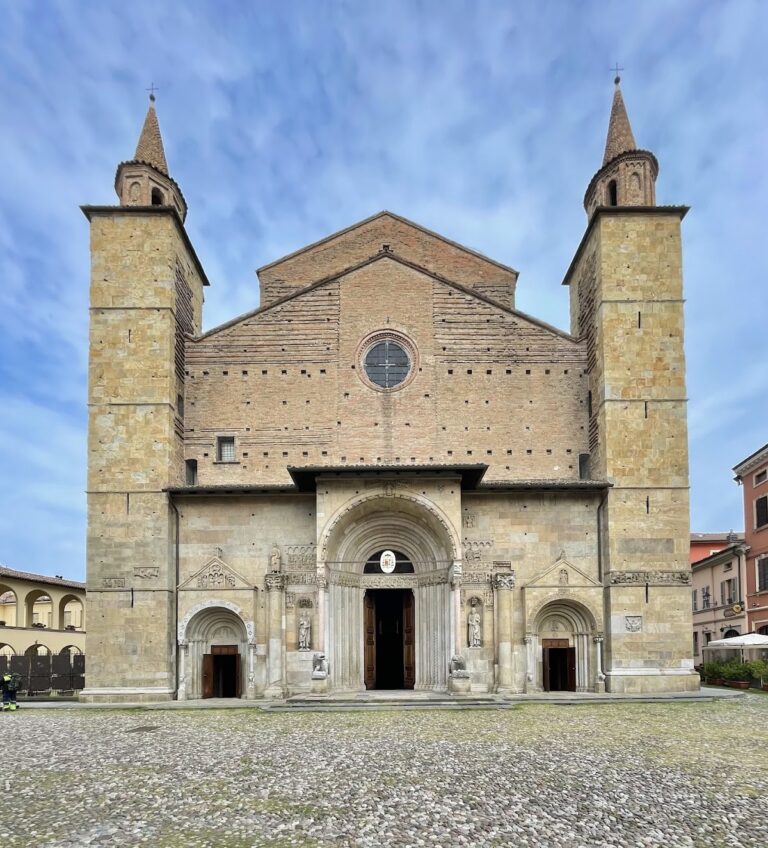 Fidenza Cathedral: Romanesque Cathedral and Pilgrimage Church in Italy