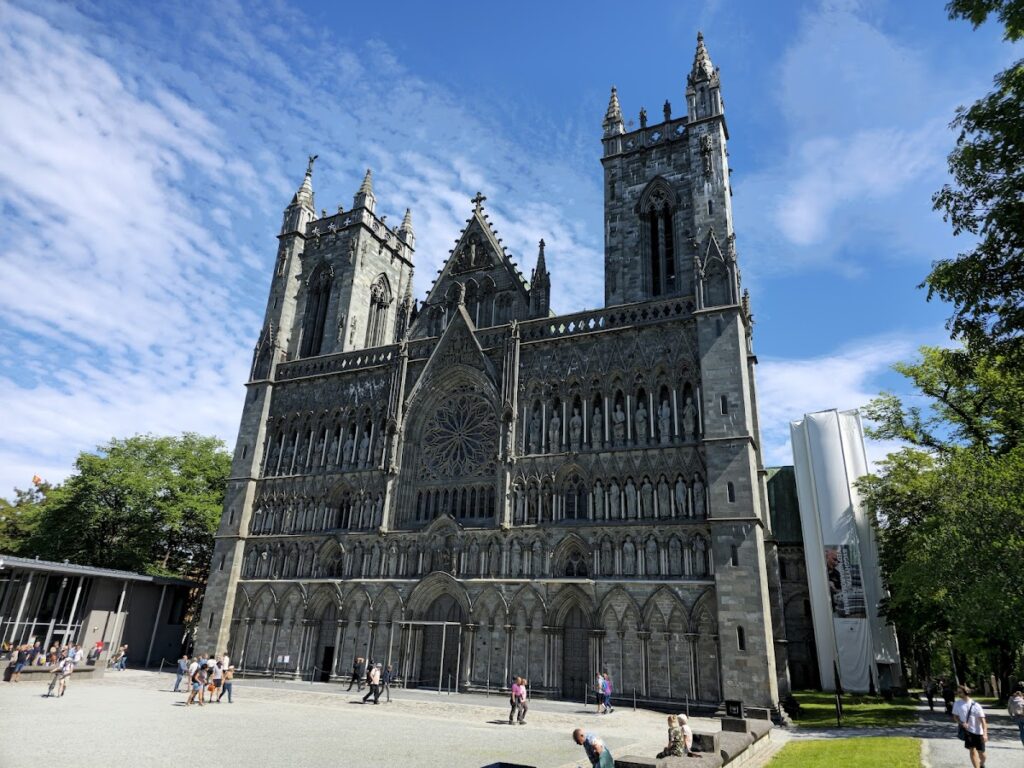 Nidaros Cathedral: Norway’s National Sanctuary and Medieval Archbishop’s Church 1 Nidaros Cathedral