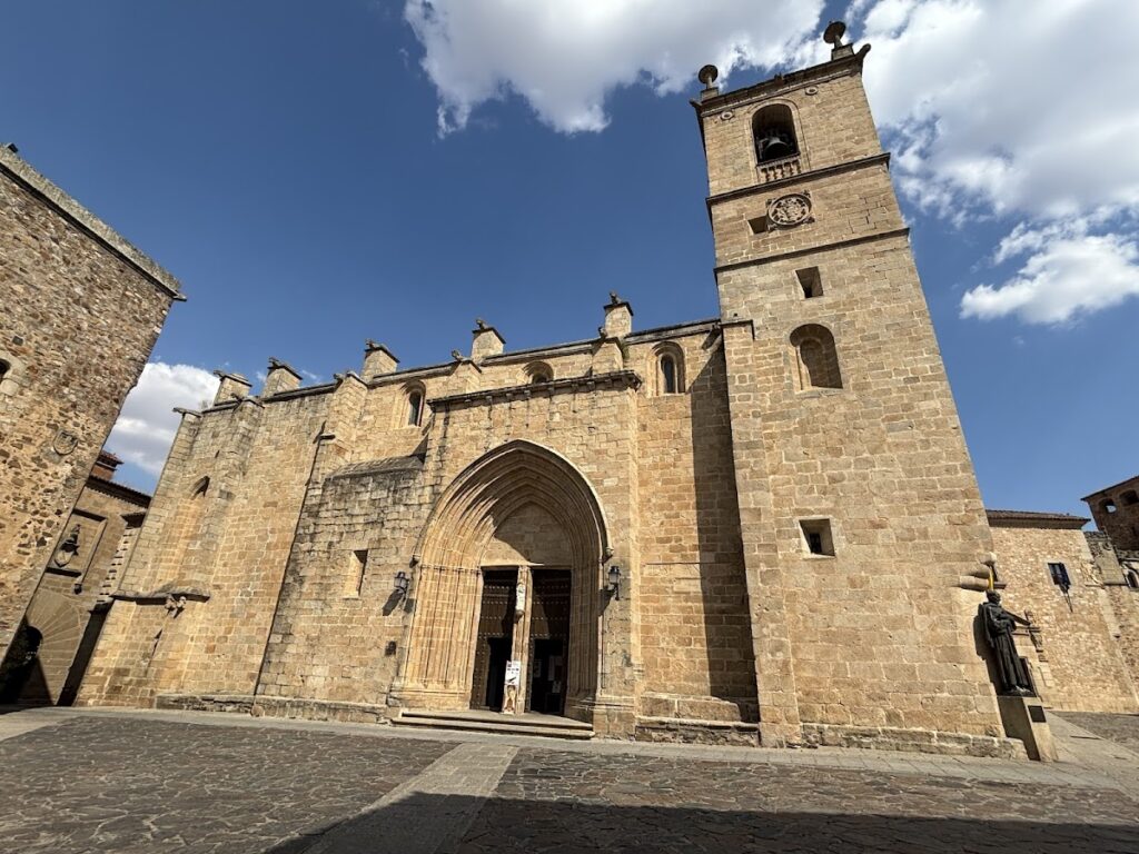 Cáceres Cathedral: A Late Gothic Co-Cathedral in Spain 2 Cáceres Cathedral