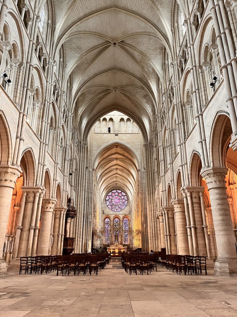 Laon Cathedral: An Early Gothic Cathedral in France 2 Laon Cathedral