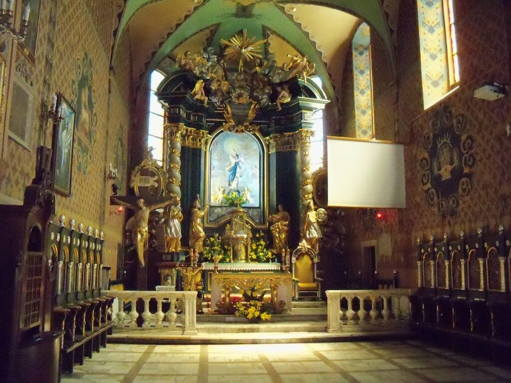 Co-Cathedral of the Nativity of the Blessed Virgin Mary in Żywiec: A Historic Parish Church and Diocesan Co-Cathedral 2 Co-Cathedral of the Nativity of the Blessed Virgin Mary in Żywiec