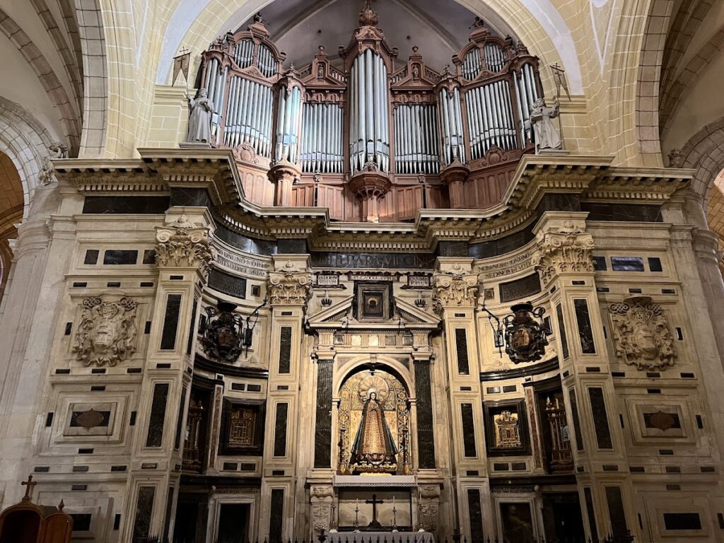 Murcia's Cathedral: Episcopal Seat and Historic Church in Spain 5 Murcia's Cathedral