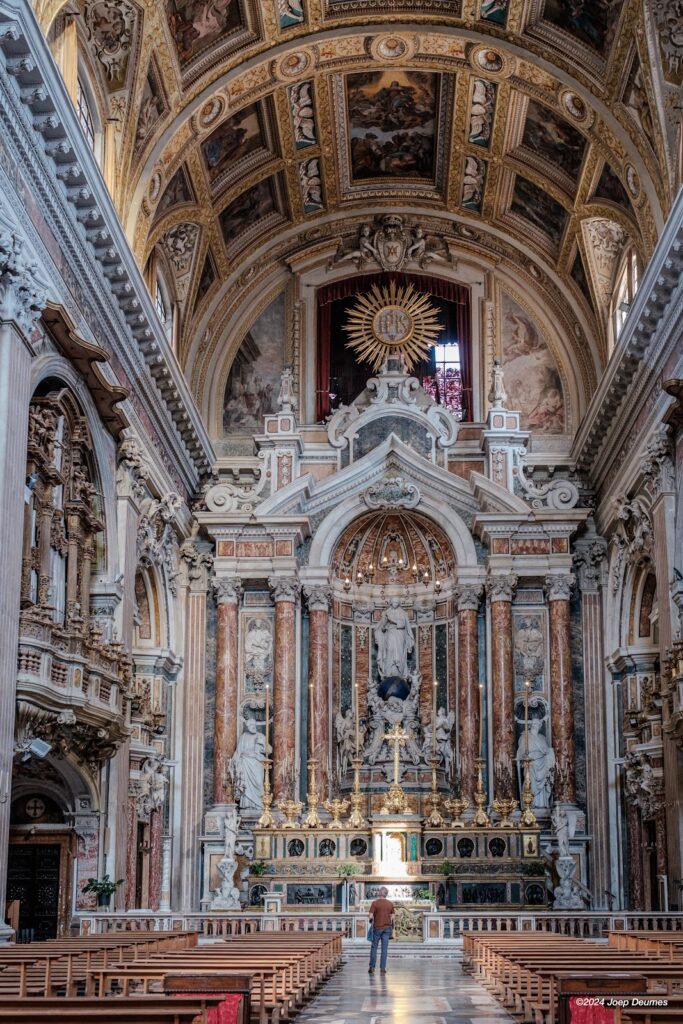 Naples Cathedral: Metropolitan Cathedral and Shrine of Saint Gennaro 4 Naples Cathedral