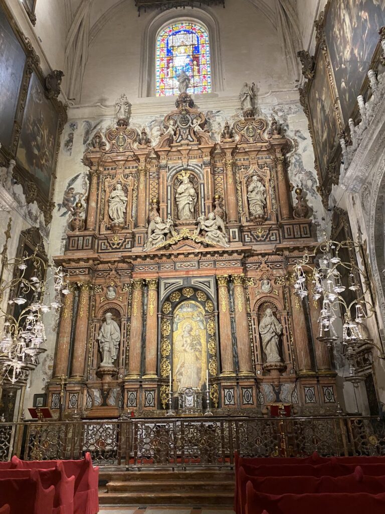 Lisbon Cathedral: A Romanesque Cathedral and Patriarchal Seat in Portugal 5 Lisbon Cathedral
