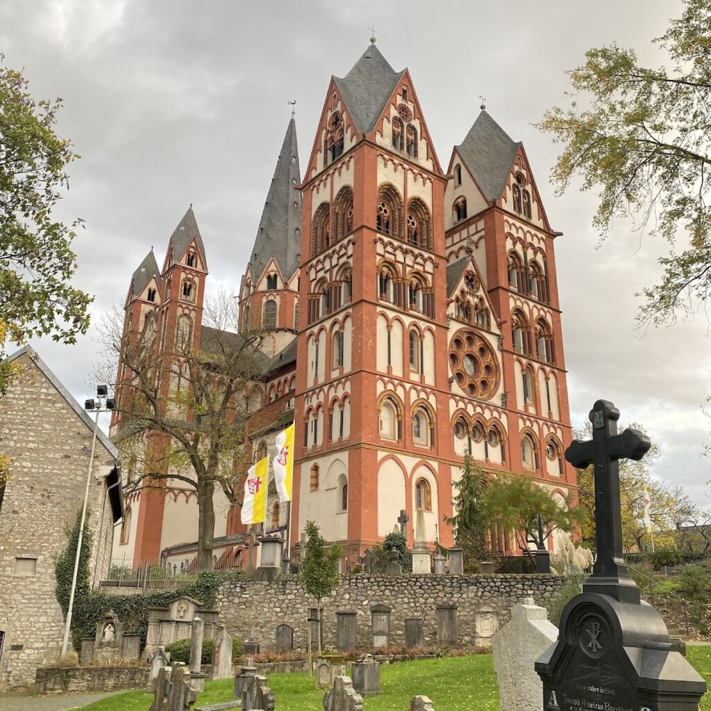 Limburg Cathedral: A Romanesque and Early Gothic Cathedral in Germany 2 Limburg Cathedral