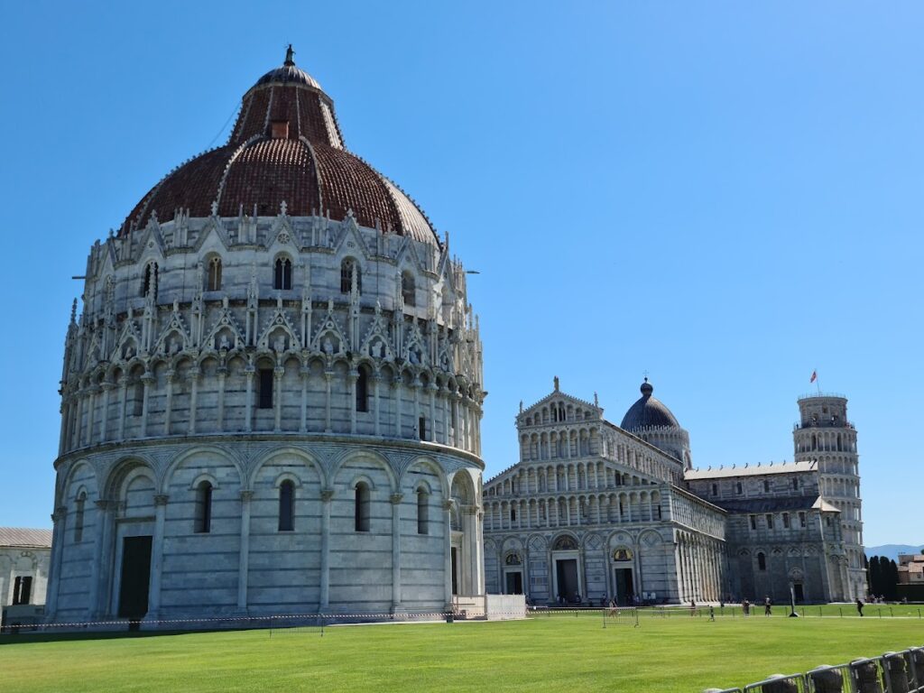 Pisa Cathedral: The Primatial Cathedral of Santa Maria Assunta 1 Pisa Cathedral