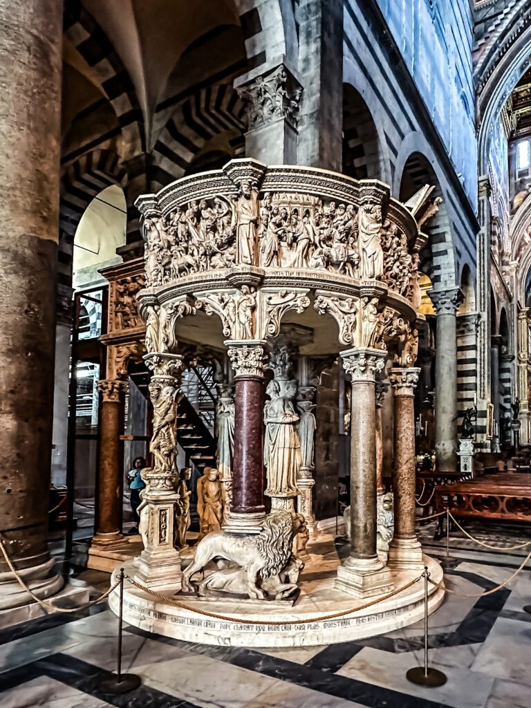 Pisa Cathedral: The Primatial Cathedral of Santa Maria Assunta 5 Pisa Cathedral