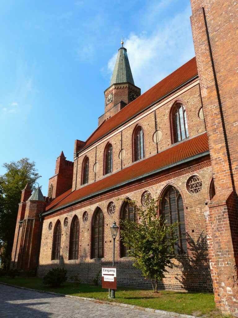 Brandenburg Cathedral: Dom St. Peter and Paul in Germany 3 Dom St.Peter und Paul in Brandenburg