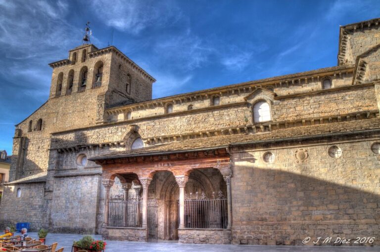 The Cathedral of Jaca: An 11th‑century Romanesque cathedral in Spain