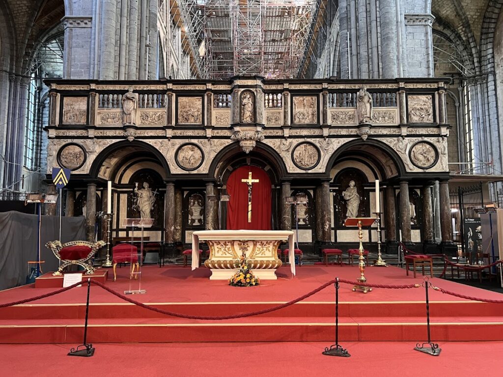 Tournai Cathedral: A Romanesque and Gothic Cathedral in Belgium 5 Tournai Cathedral