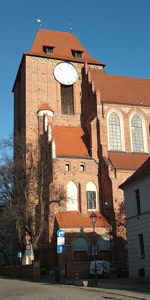 Toruń Cathedral: A Gothic Brick Cathedral in Poland 4 Toruń Cathedral