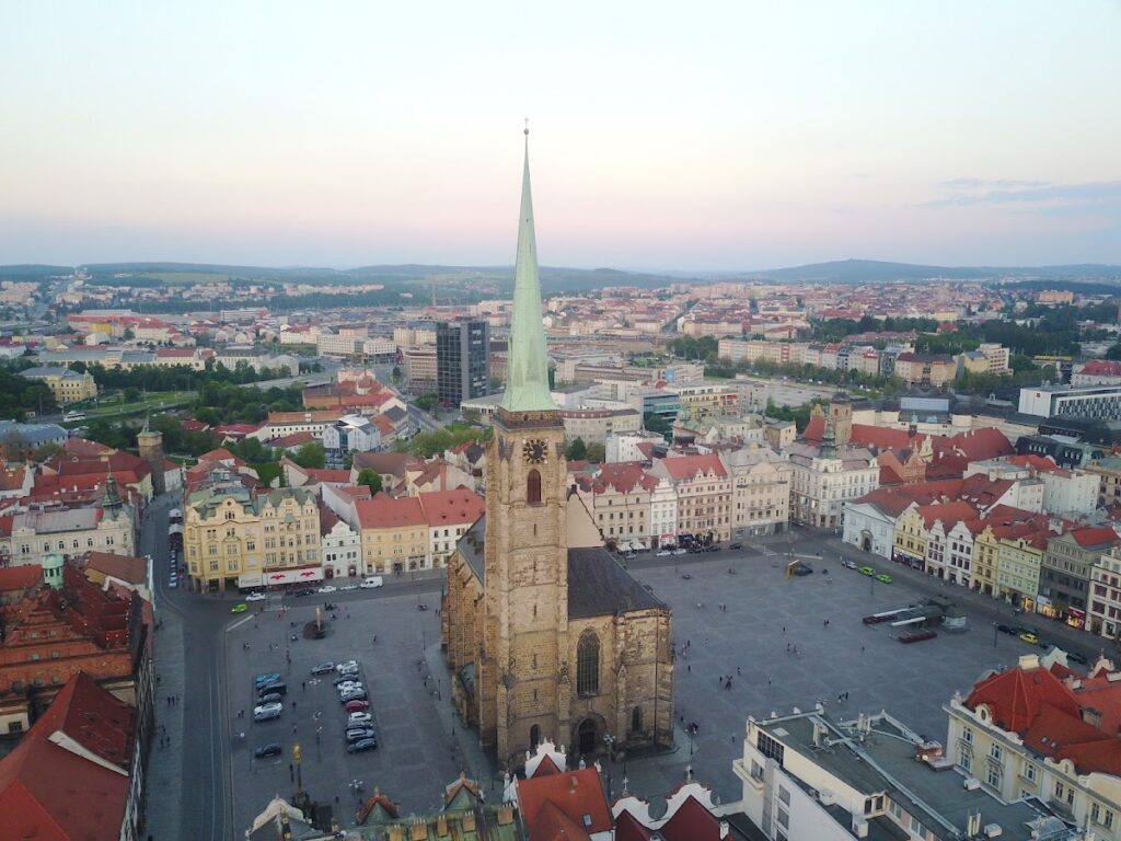Cathedral of St. Bartholomew: Gothic Cathedral and Landmark of Plzeň 2 Cathedral of St. Bartholomew