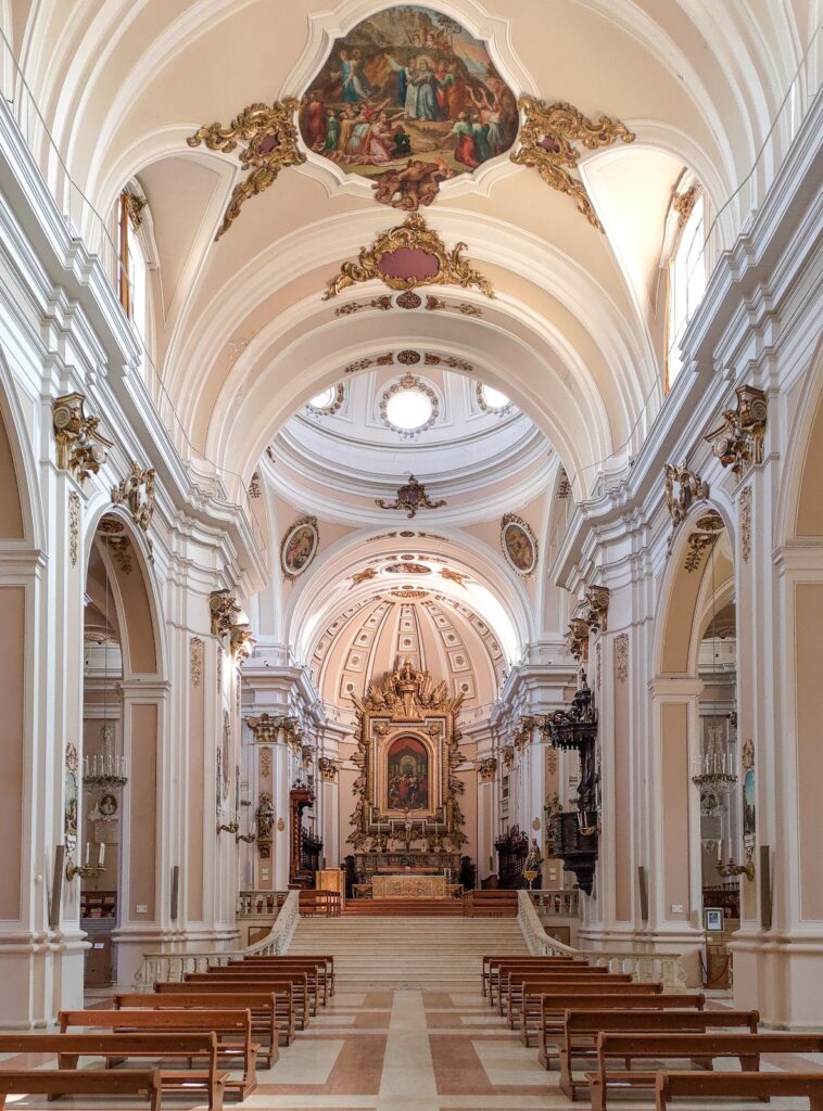 Chieti Cathedral: Metropolitan Church and Shrine of Saint Justin in Italy 2 Chieti Cathedral