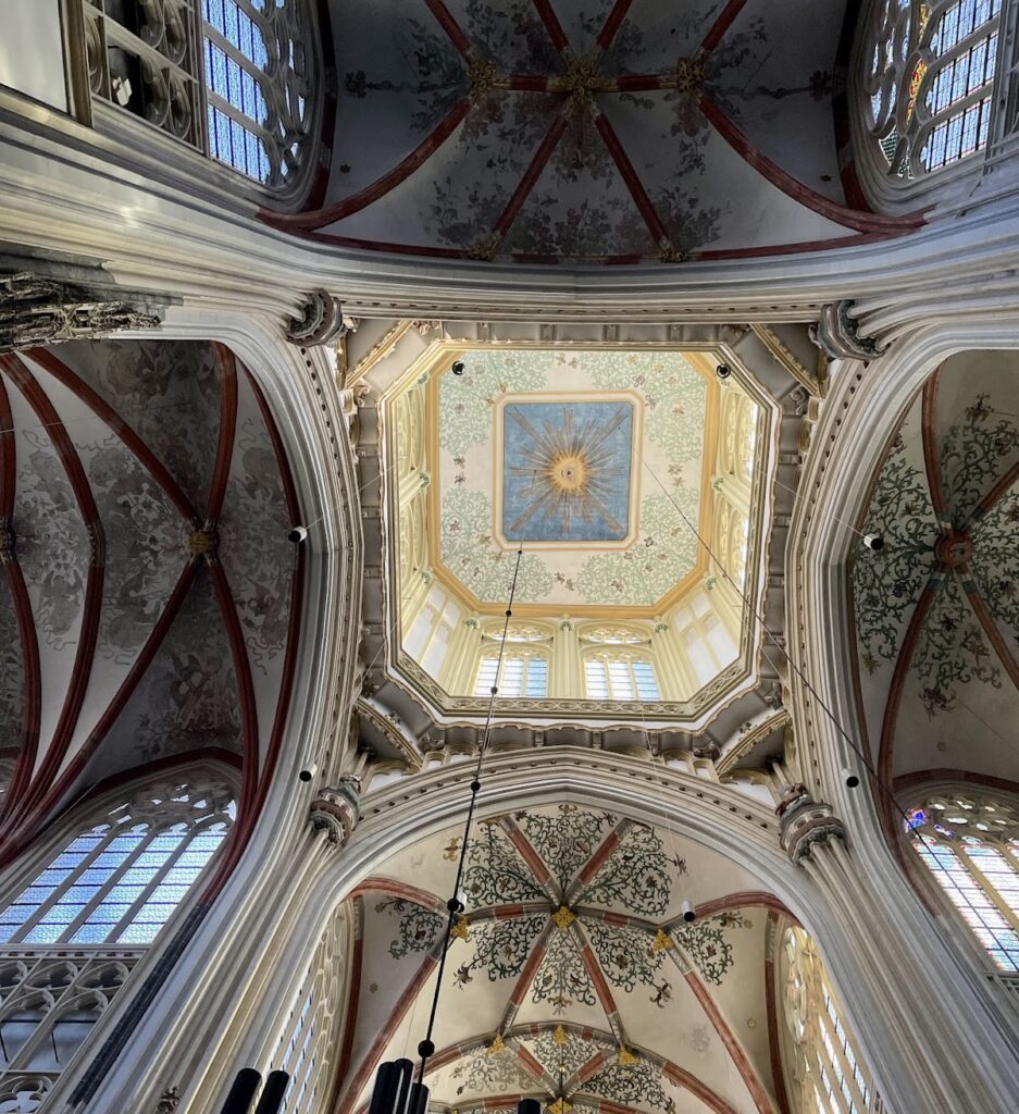 St. John’s Cathedral: A Brabantine Gothic Cathedral in the Netherlands 2 St. John's Cathedral