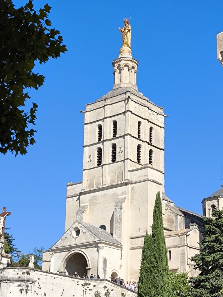 Avignon Cathedral: A Romanesque Cathedral in France 3 Avignon Cathedral