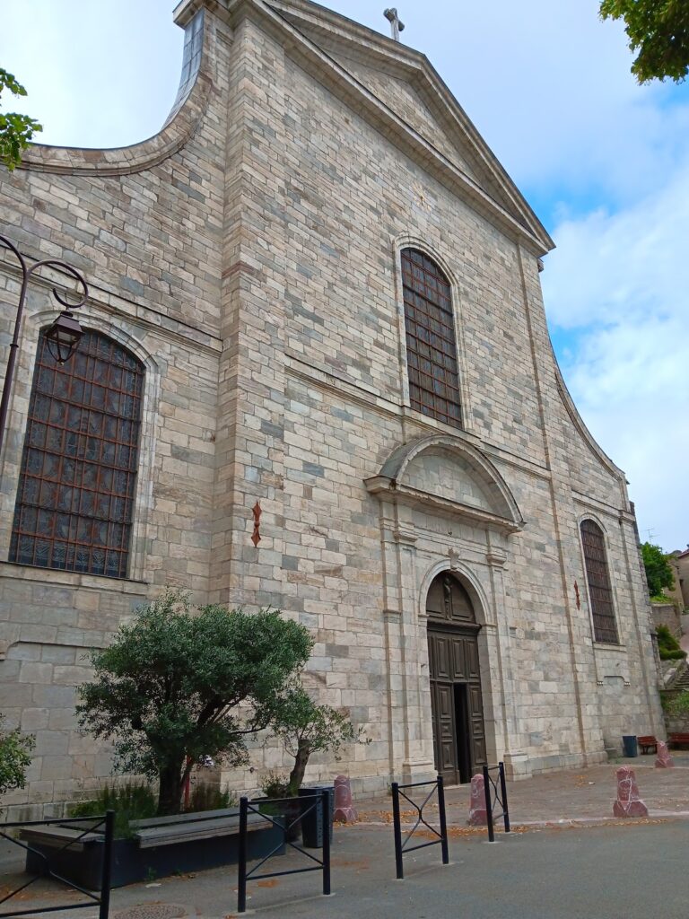 Saint-Pons-de-Thomières Cathedral: A Former Benedictine Abbey and Roman Catholic Cathedral in France