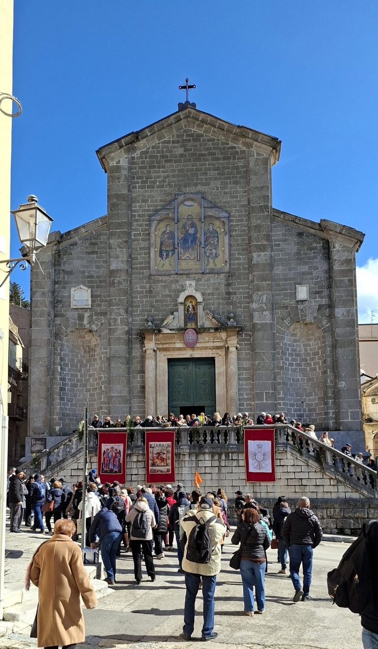 Piana degli Albanesi Cathedral: Cathedral of the Italo-Albanian Byzantine Catholic Church