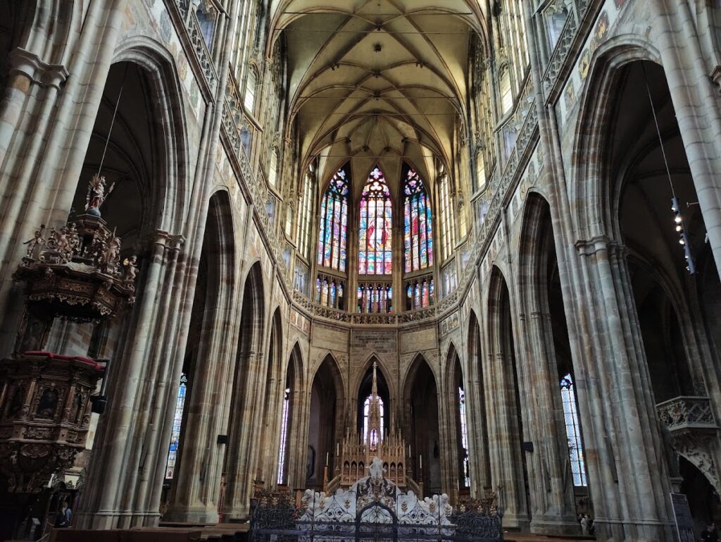 St. Vitus Cathedral: Prague’s Metropolitan Cathedral and Coronation Church 3 St. Vitus Cathedral
