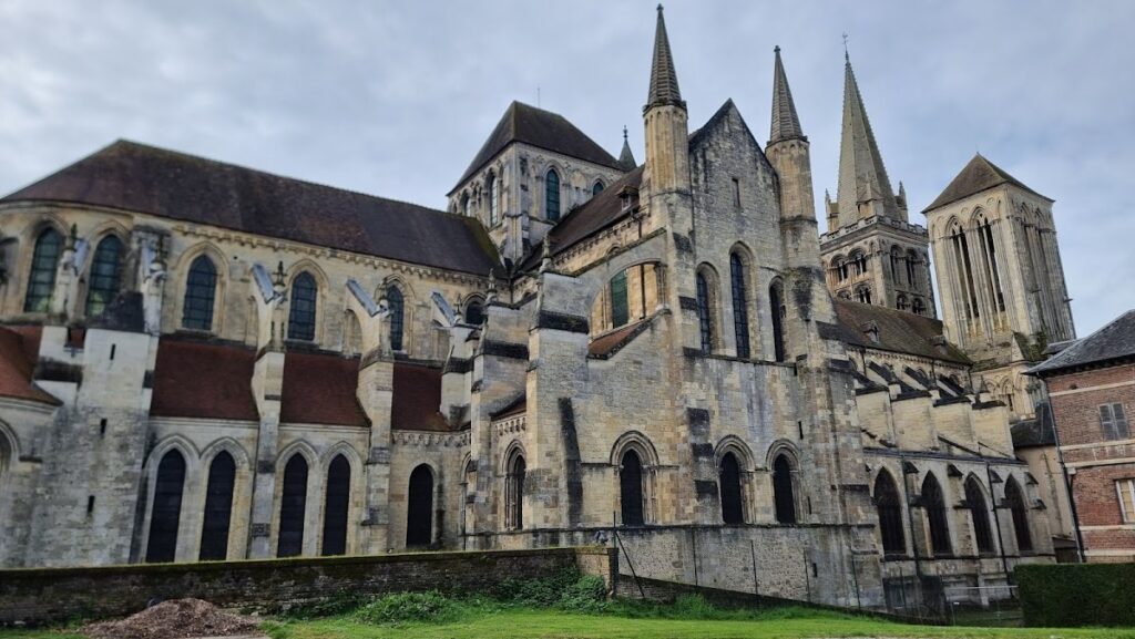 Lisieux Cathedral: A Gothic Co-Cathedral in France 1 Lisieux Cathedral
