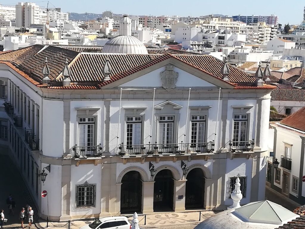 Cathedral of Faro: Seat of the Diocese of the Algarve 2 Cathedral of Faro