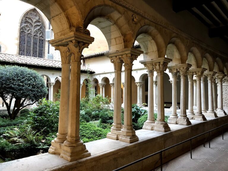 Cathedral of the Holy Saviour: A Roman Catholic Cathedral in Aix-en-Provence