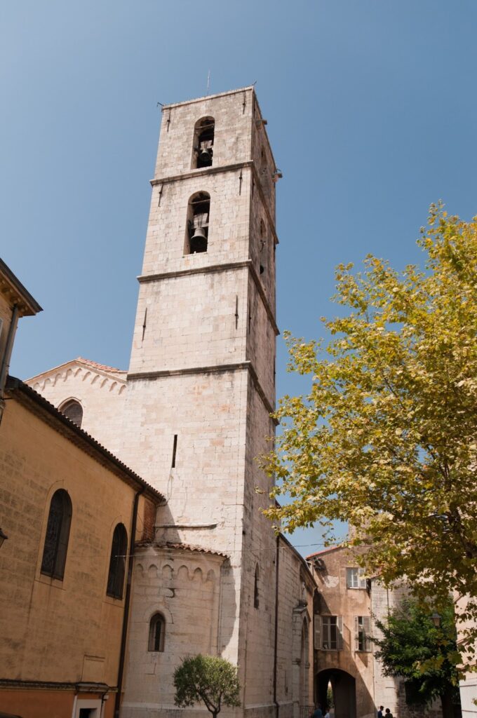 Grasse Cathedral: A Medieval Episcopal Church in France 4 Grasse Cathedral