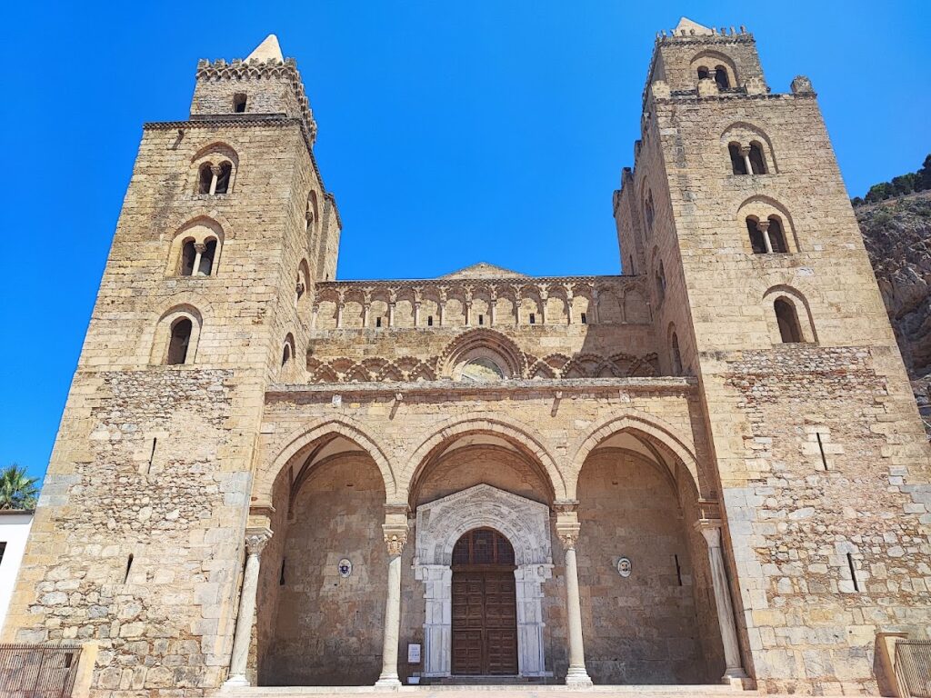 Cefalù Cathedral: A Norman Cathedral in Sicily 2 Cefalù Cathedral