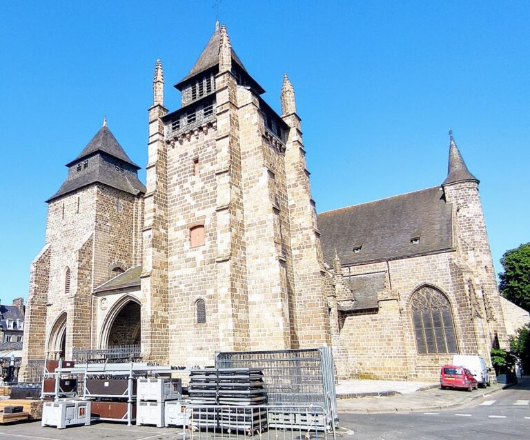 Saint-Brieuc Cathedral: A Gothic Fortified Cathedral in France