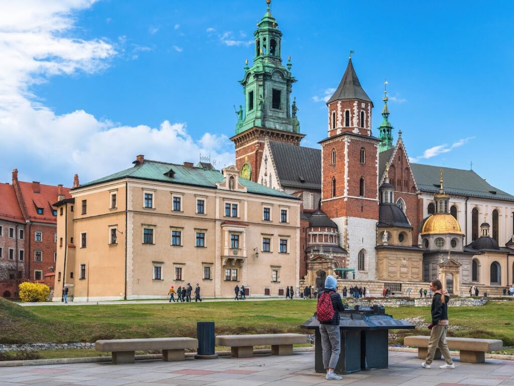 Wawel Cathedral: Poland’s Royal Coronation Church and National Pantheon 1 Wawel Cathedral