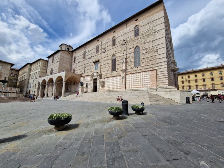 Perugia Cathedral: The Metropolitan Cathedral of Perugia, Italy