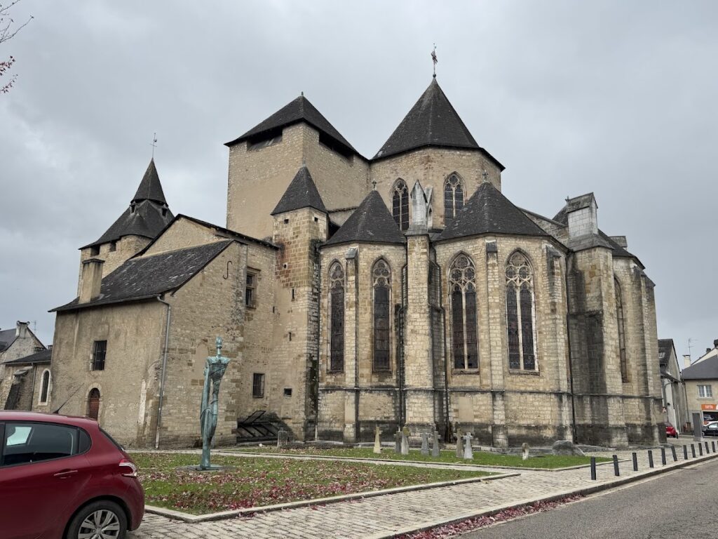 Oloron Cathedral: A Romanesque and Gothic Co-Cathedral in France 1 Oloron Cathedral