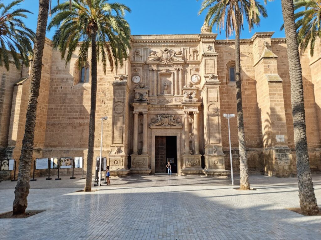 Iglesia Catedral de Nuestra Señora de la Encarnación: Fortress Cathedral of Almería 2 Iglesia Catedral de Nuestra Señora de la Encarnación