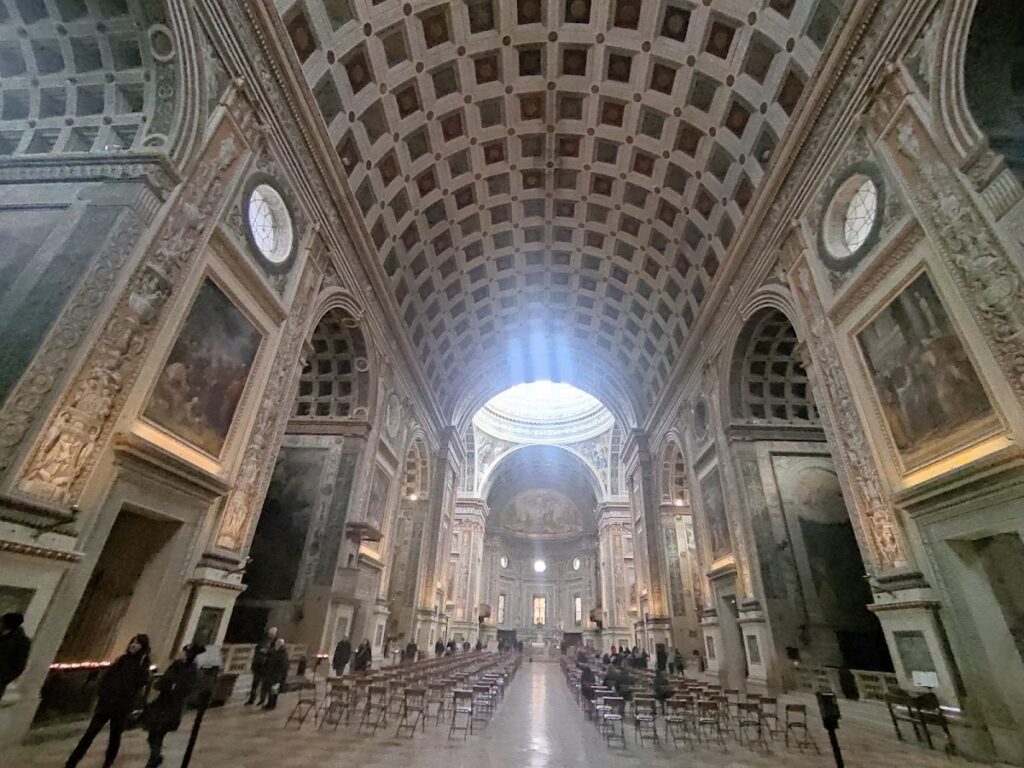 Basilica of Sant'Andrea: Mantua's Renaissance Co-Cathedral 3 Basilica of Sant'Andrea