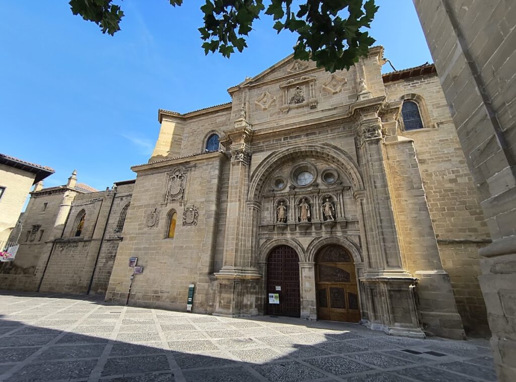 Cathedral of Santo Domingo de la Calzada: A Pilgrimage Cathedral in Spain 2 Cathedral of Santo Domingo de la Calzada