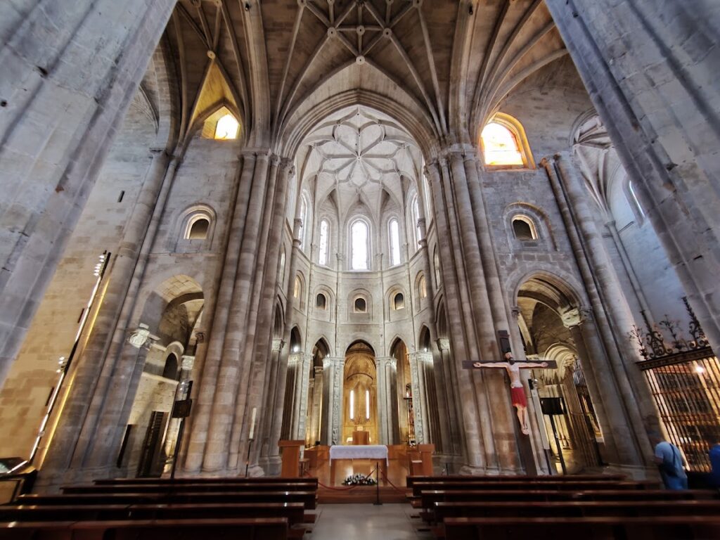 Cathedral of Santo Domingo de la Calzada: A Pilgrimage Cathedral in Spain 5 Cathedral of Santo Domingo de la Calzada