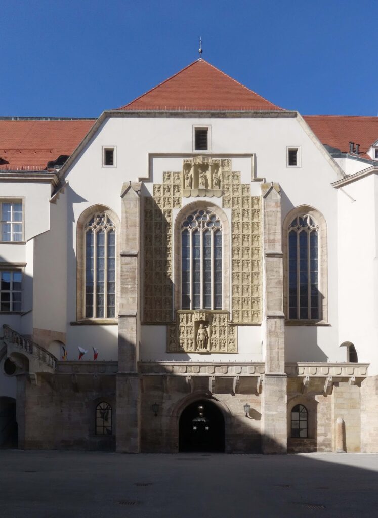 St. George's Cathedral, Wiener Neustadt: Castle Chapel and Military Cathedral 3 St. George's Cathedral, Wiener Neustadt