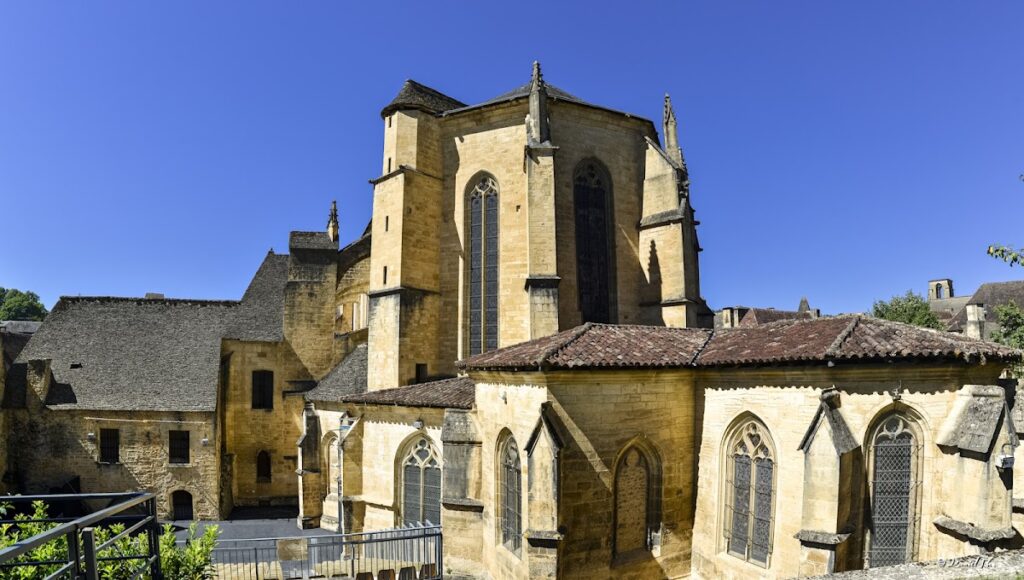 Sarlat Cathedral: A Gothic Co-Cathedral in France 2 Sarlat Cathedral