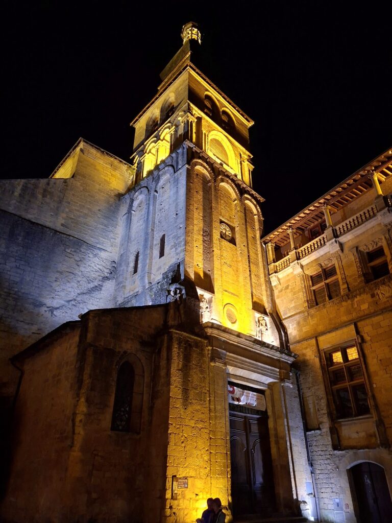Sarlat Cathedral: A Gothic Co-Cathedral in France 3 Sarlat Cathedral