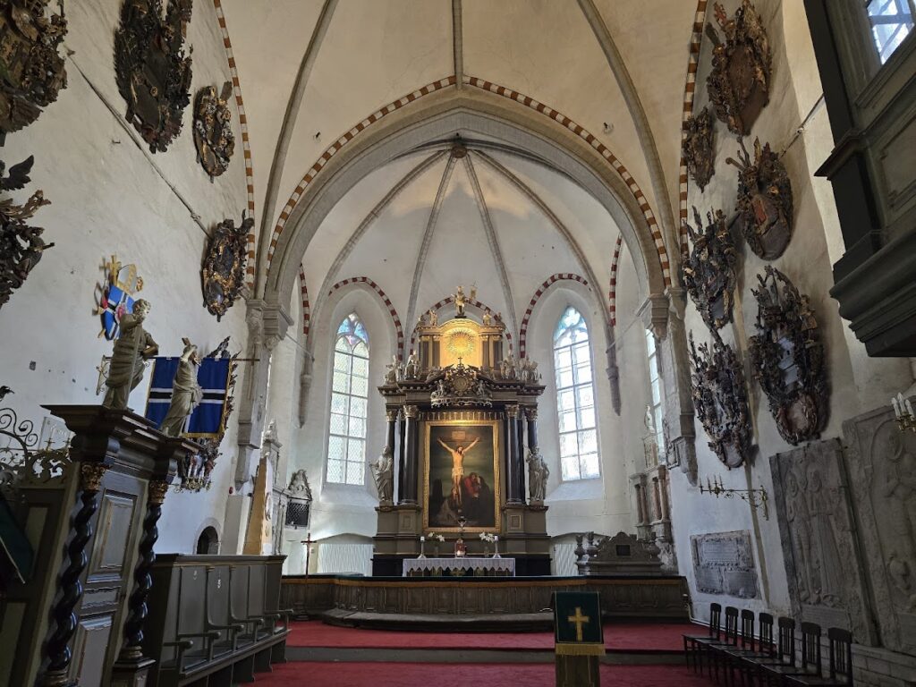 St. Mary's Cathedral: Tallinn's Lutheran Episcopal Cathedral 3 St. Mary's Cathedral