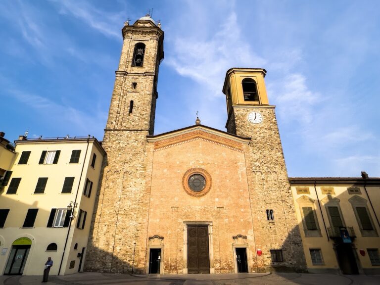 Bobbio Cathedral: A Romanesque Cathedral and Diocesan Complex in Italy