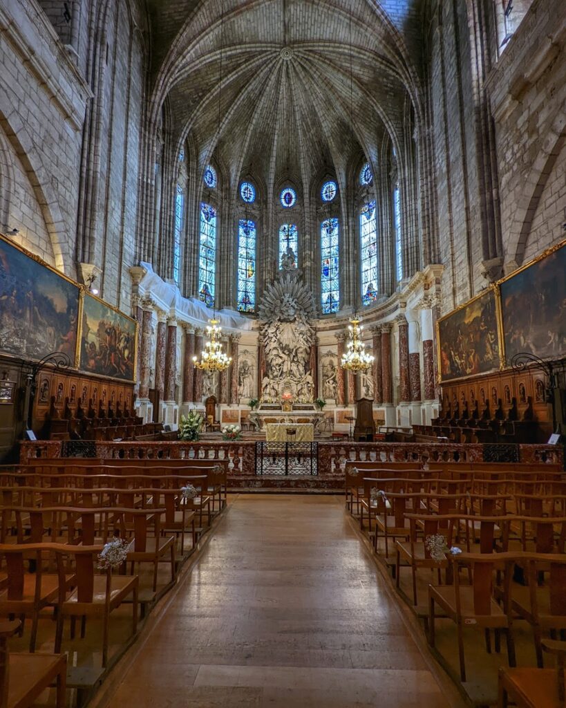 Béziers Cathedral: A Gothic Former Cathedral in France 1 Béziers Cathedral