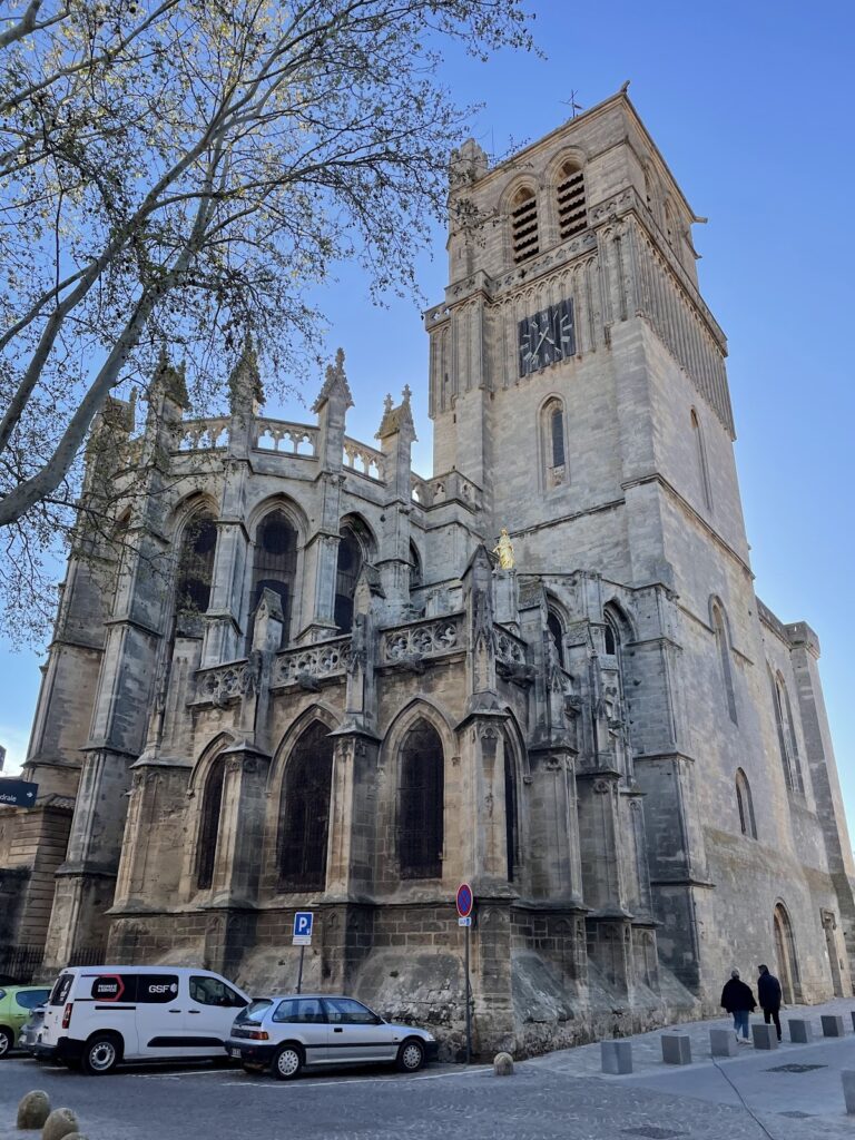 Béziers Cathedral: A Gothic Former Cathedral in France 3 Béziers Cathedral