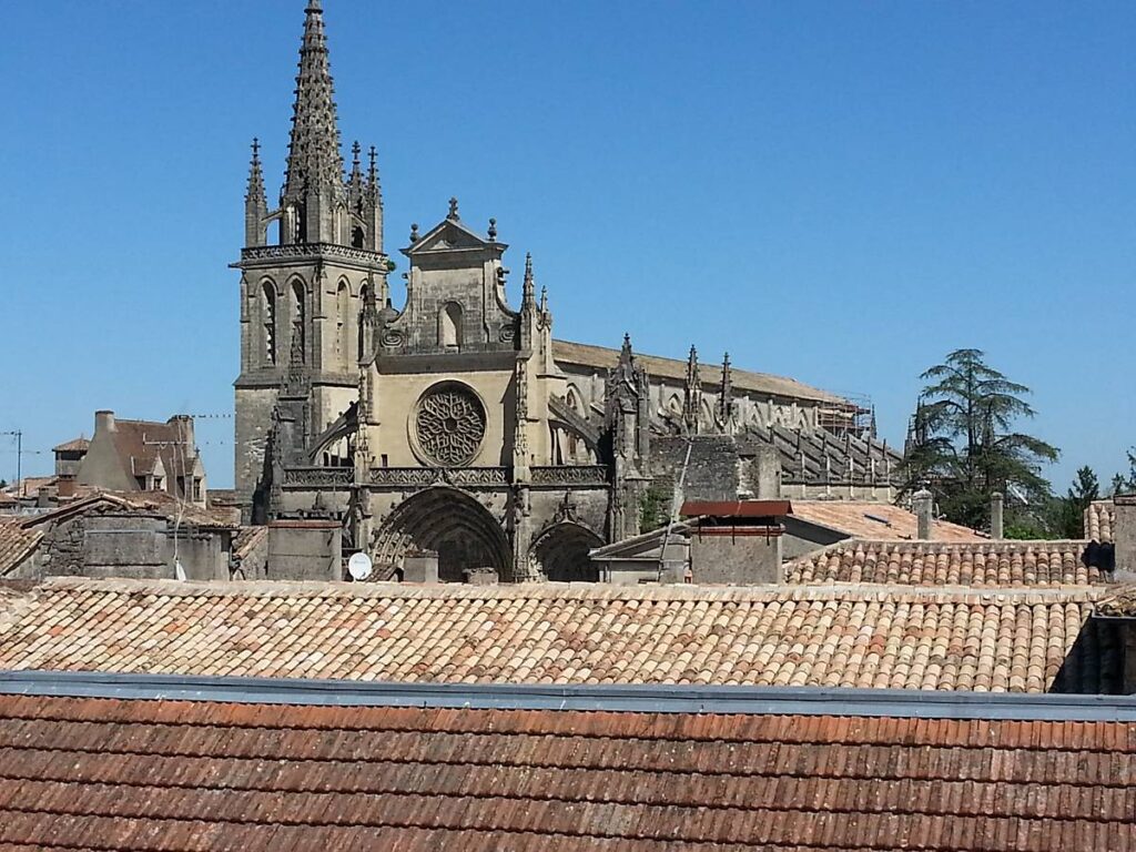 Bazas Cathedral: A Gothic Cathedral and Former Episcopal Seat in France 3 Bazas Cathedral