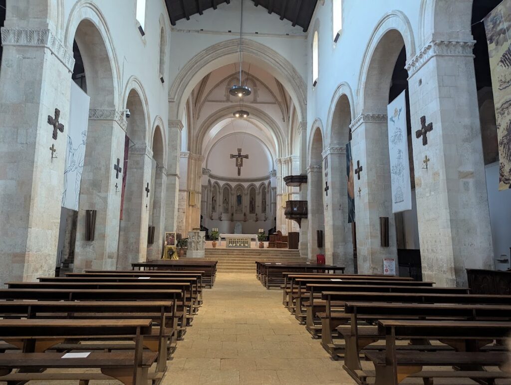 Cathedral of Cosenza: The Archdiocesan Cathedral of Santa Maria Assunta 3 Cathedral of Cosenza