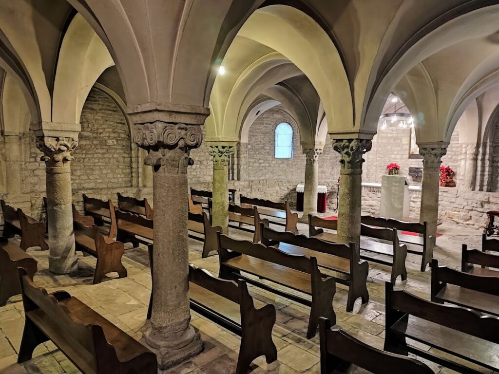 Vic Cathedral: A Multiphase Cathedral in Catalonia, Spain 1 Vic Cathedral