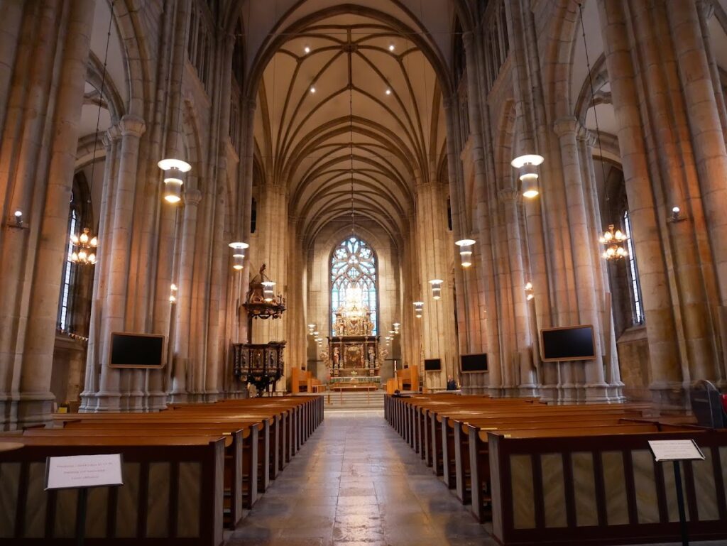 Skara Cathedral: Sweden’s Medieval Episcopal Church 2 Skara Cathedral