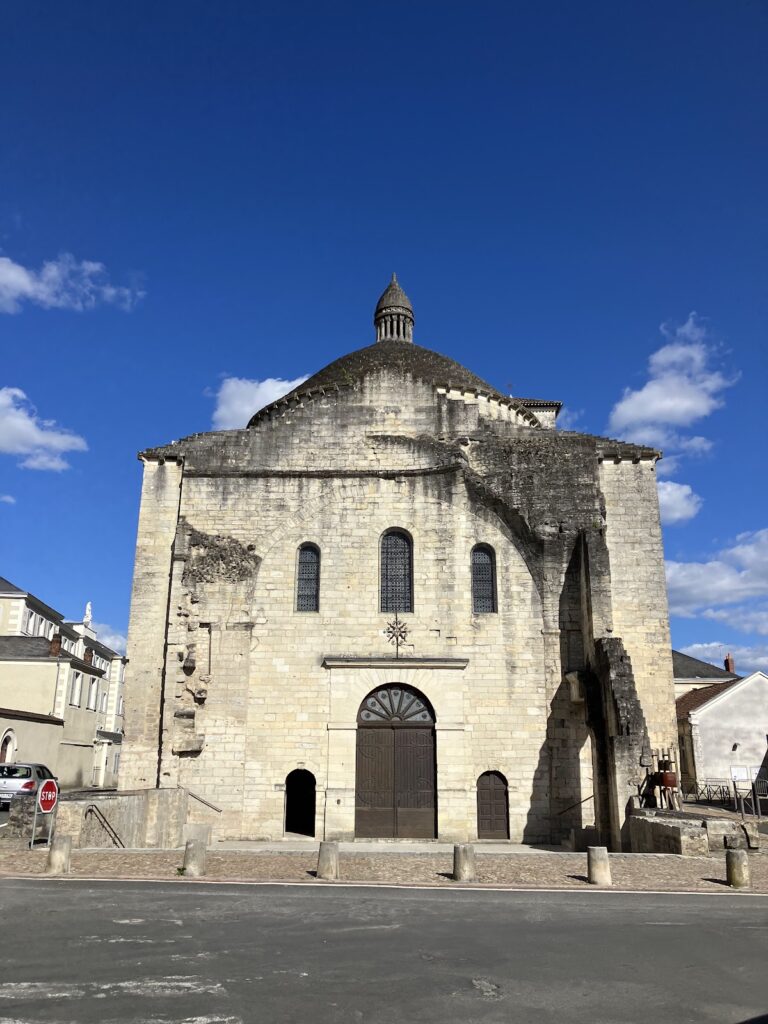 Église Saint-Étienne-de-la-Cité (Périgueux): Périgueux’s First Cathedral