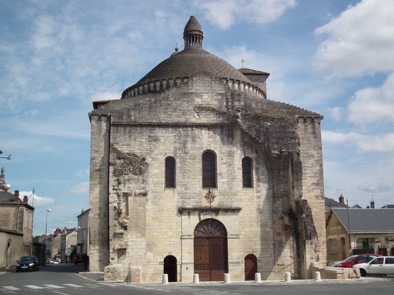 Église Saint-Étienne-de-la-Cité (Périgueux): Périgueux’s First Cathedral