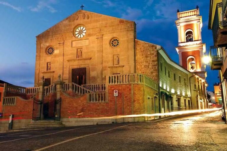 Ariano Irpino Cathedral: Cathedral and Minor Basilica in Italy